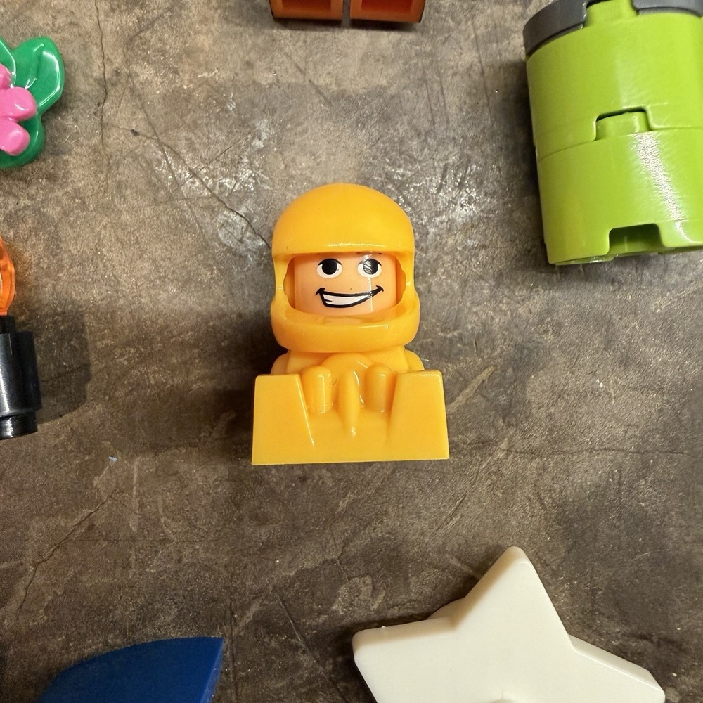 Lego Mixed Lot + Roblox Figure - Picture 6 of 12